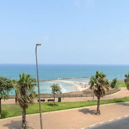 Stylish & Spacious 3 Bedroom Apartment By The Sea Netanya Dış mekan fotoğraf